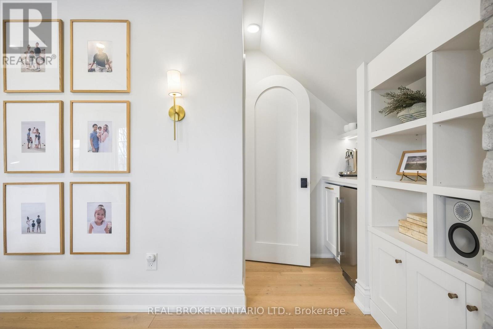 39 Bowmore Road, Toronto, Ontario  M4L 3H8 - Photo 22 - E13077150