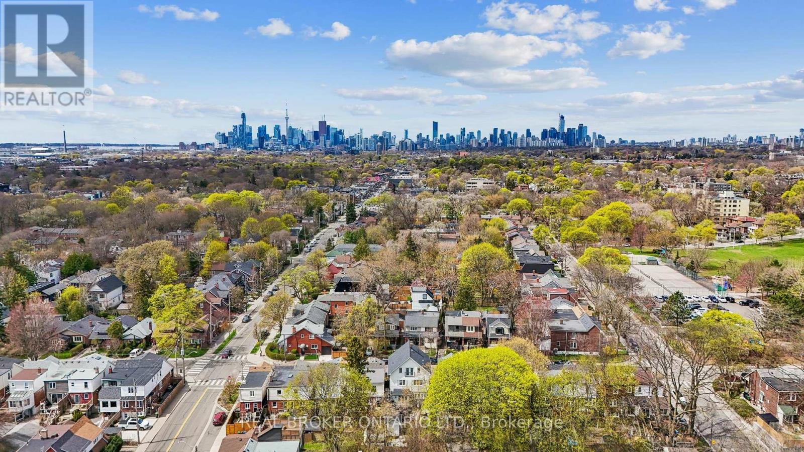 39 Bowmore Road, Toronto, Ontario  M4L 3H8 - Photo 50 - E13077150