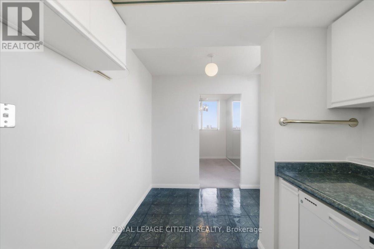 Ph03 - 757 Victoria Park Avenue, Toronto, Ontario  M4C 5N8 - Photo 14 - E13077476