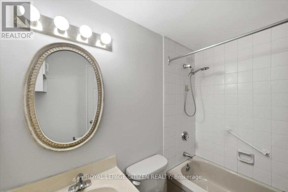 Ph03 - 757 Victoria Park Avenue, Toronto, Ontario  M4C 5N8 - Photo 22 - E13077476