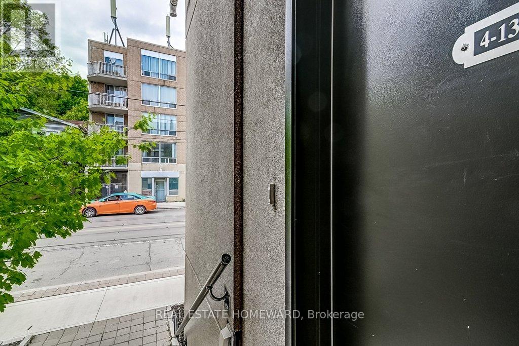 4 - 1321 Gerrard Street E, Toronto, Ontario  M4L 1Y8 - Photo 6 - E13077484