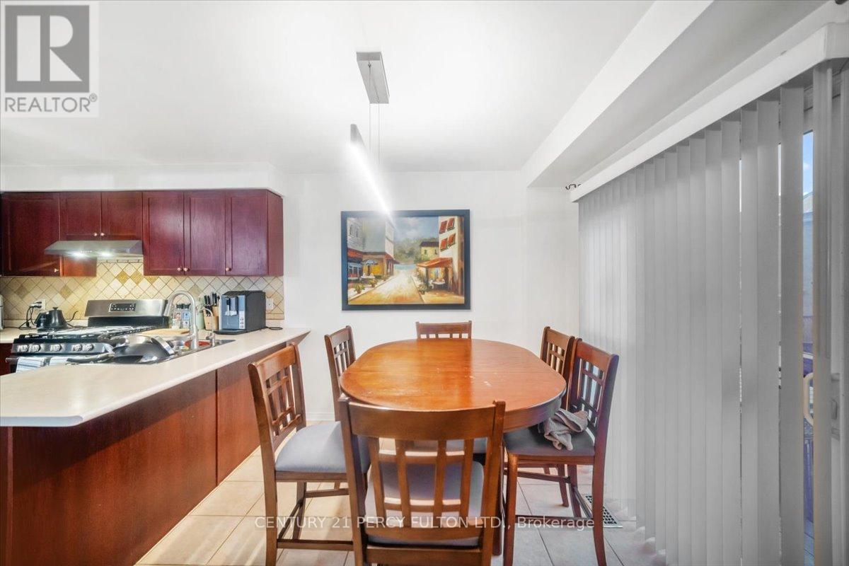 8 Boulderbrook Drive, Toronto, Ontario  M1X 2B9 - Photo 12 - E13077498