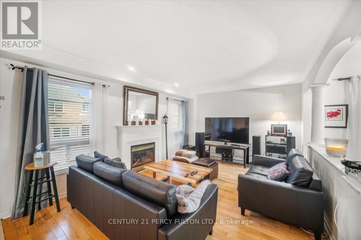 8 Boulderbrook Drive, Toronto, Ontario  M1X 2B9 - Photo 17 - E13077498