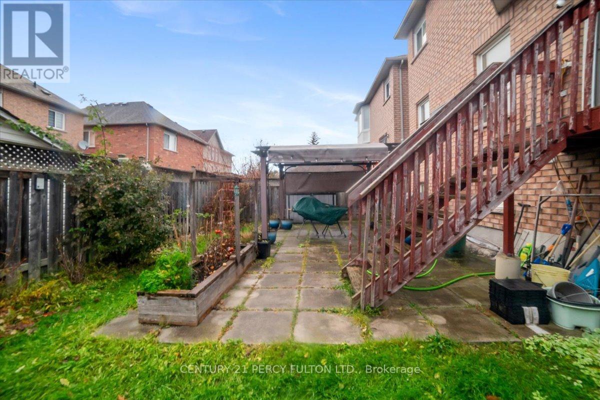 8 Boulderbrook Drive, Toronto, Ontario  M1X 2B9 - Photo 35 - E13077498