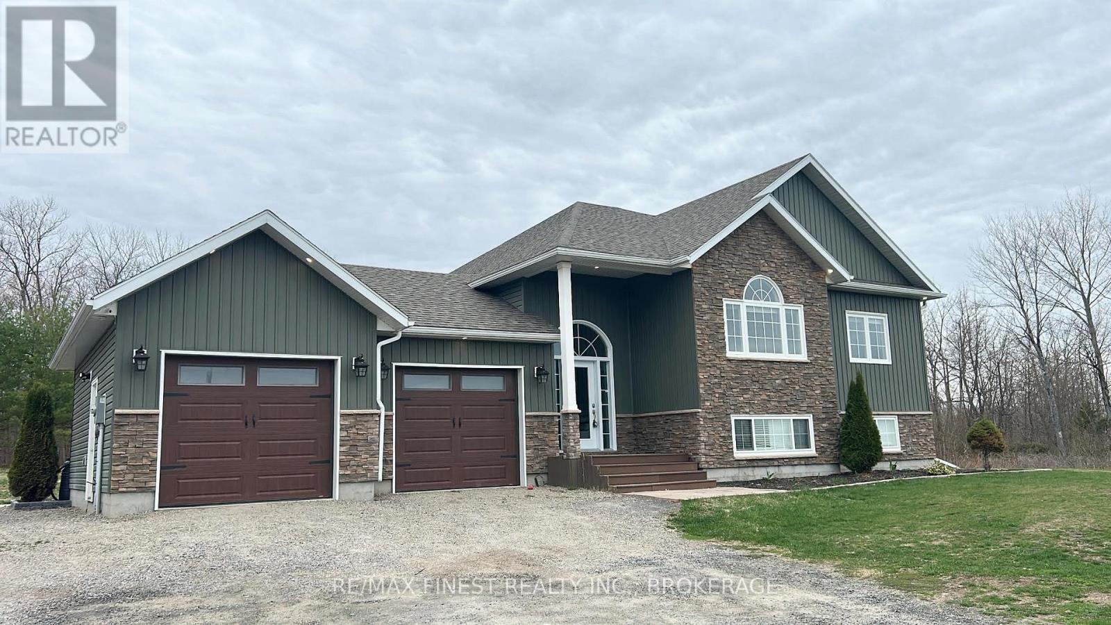 1557 LONG LAKE ROAD, Frontenac, Ontario