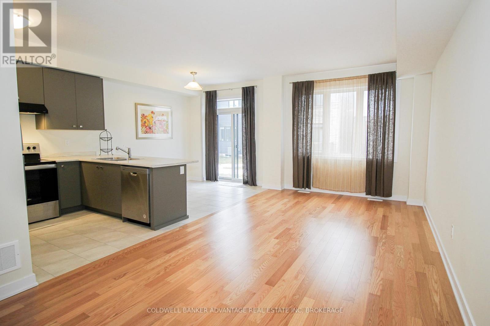 77 Keelson Street, Welland, Ontario  L3B 0M4 - Photo 9 - X12810396