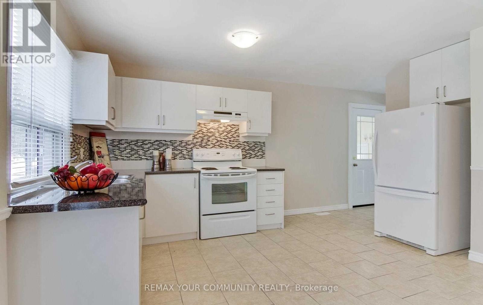 14649 Woodbine Avenue, Whitchurch-Stouffville, Ontario  L4H 2G0 - Photo 14 - N13077094