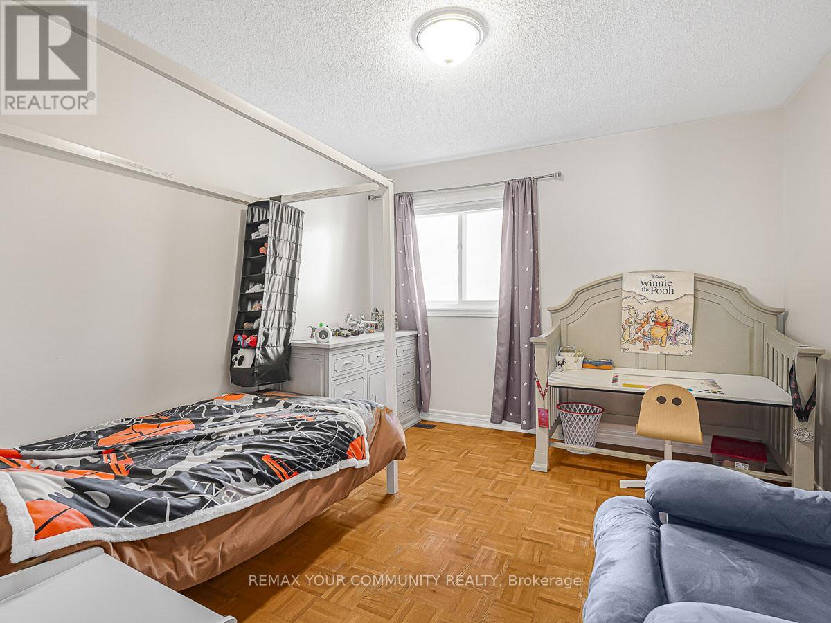 563 Mulock Court, Newmarket, Ontario  L3Y 5H1 - Photo 17 - N13077098