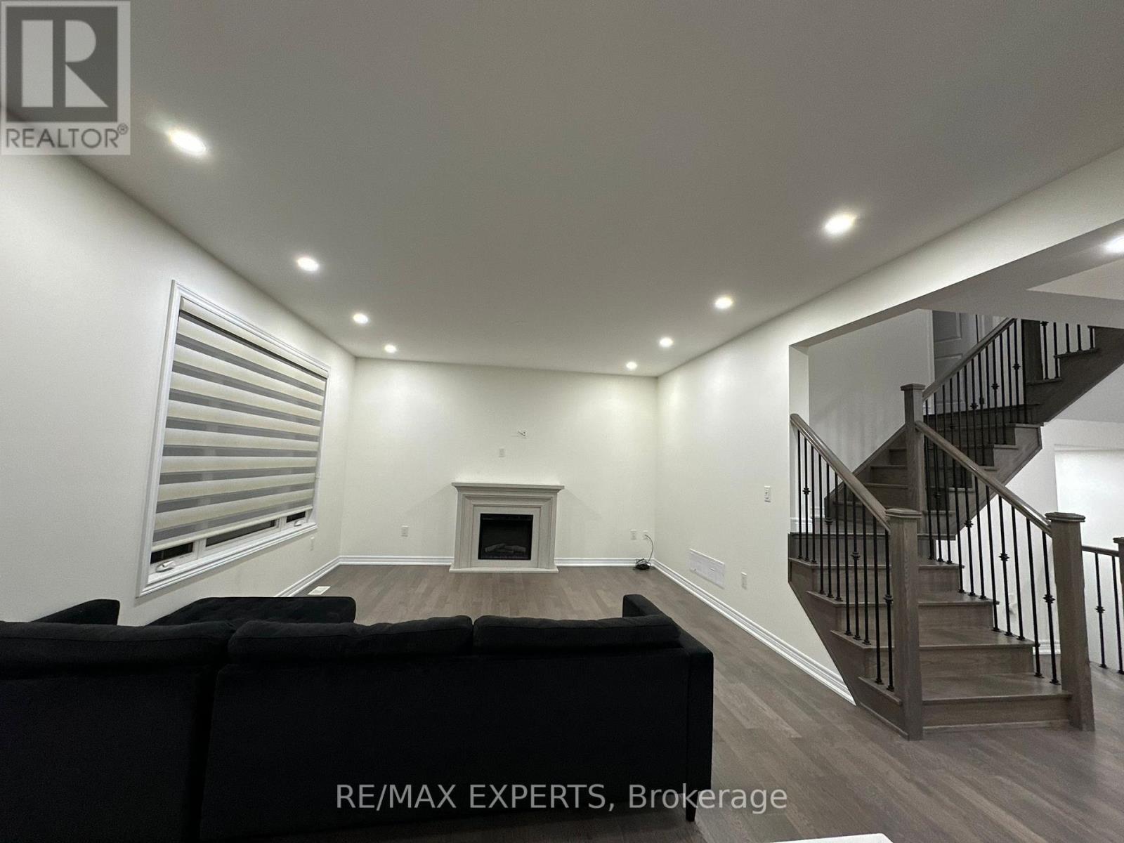 Main - 62 Boundary Boulevard, Whitchurch-Stouffville, Ontario  L4A 4W2 - Photo 6 - N13077138