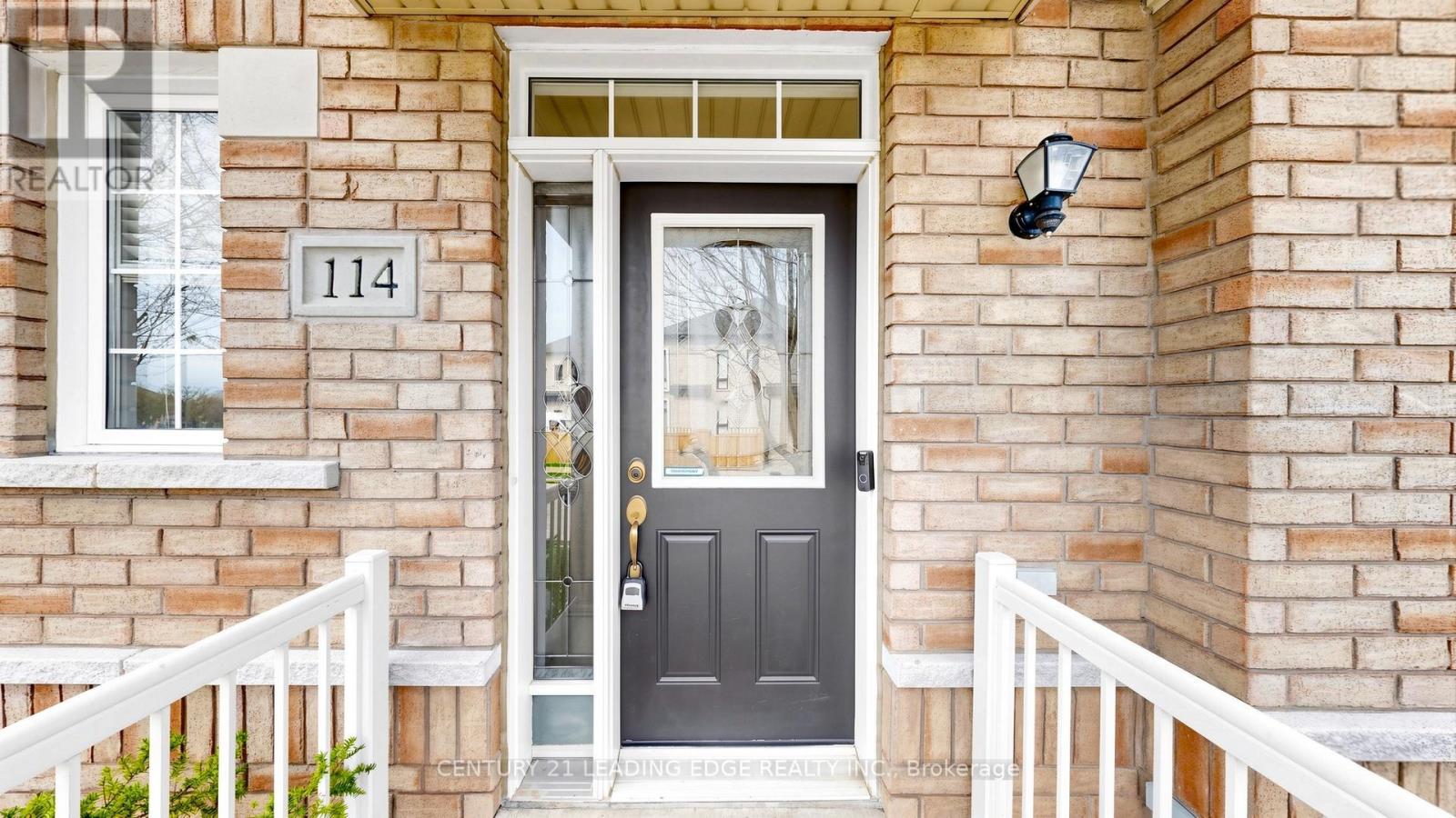 114 Albert Lewis Street, Markham, Ontario  L6B 0K4 - Photo 3 - N13077308