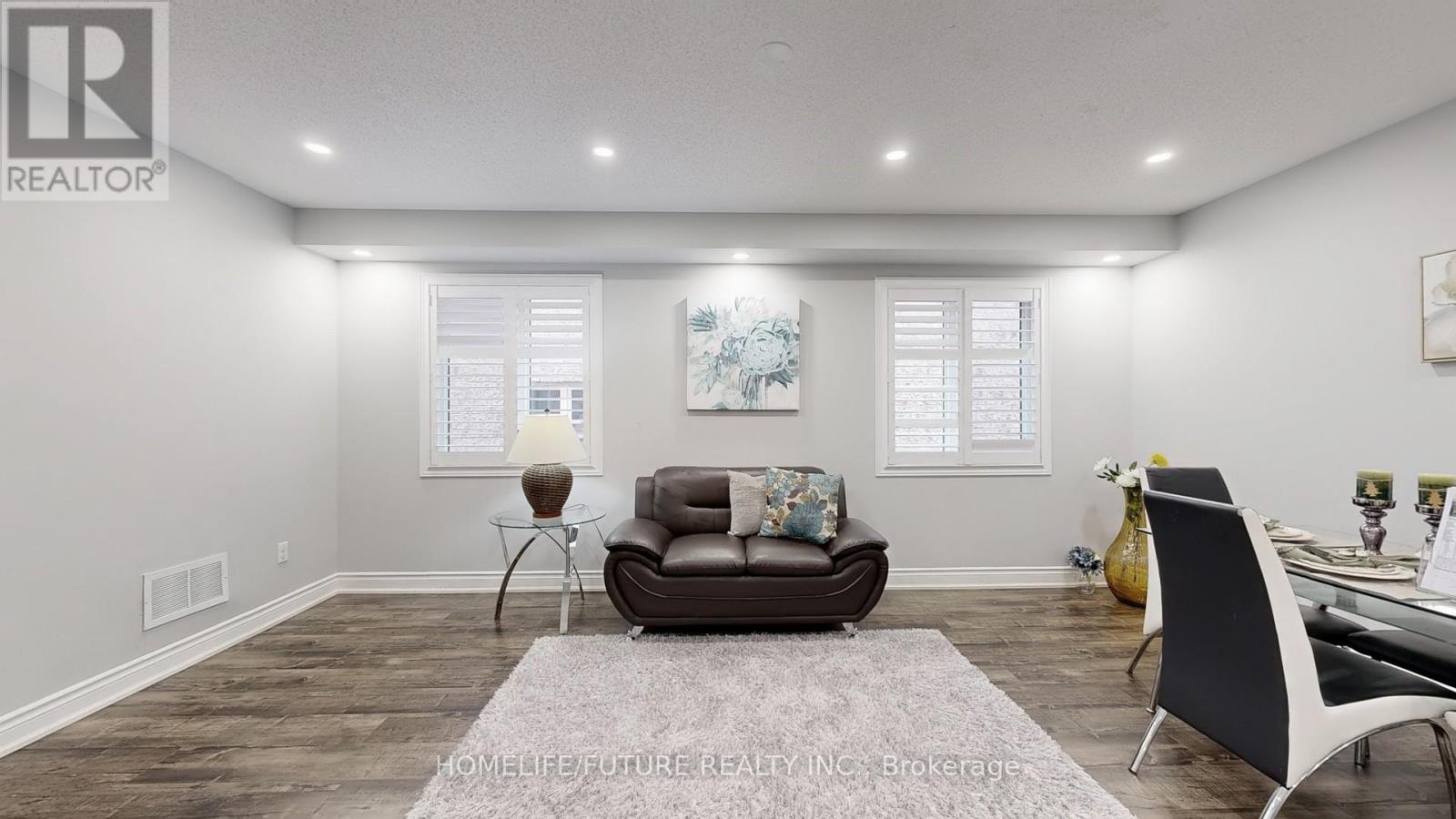 153 Jonas Millway, Whitchurch-Stouffville, Ontario  L4A 0M9 - Photo 4 - N13077490