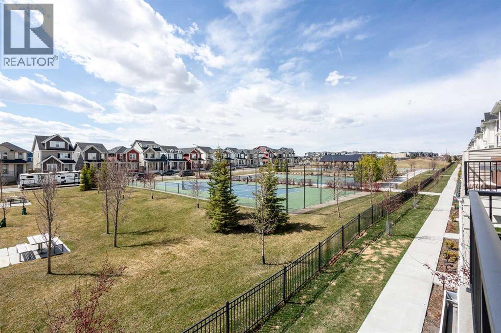 449 South Point Lane Sw, Airdrie, Alberta  T4B 5G8 - Photo 4 - A2306068