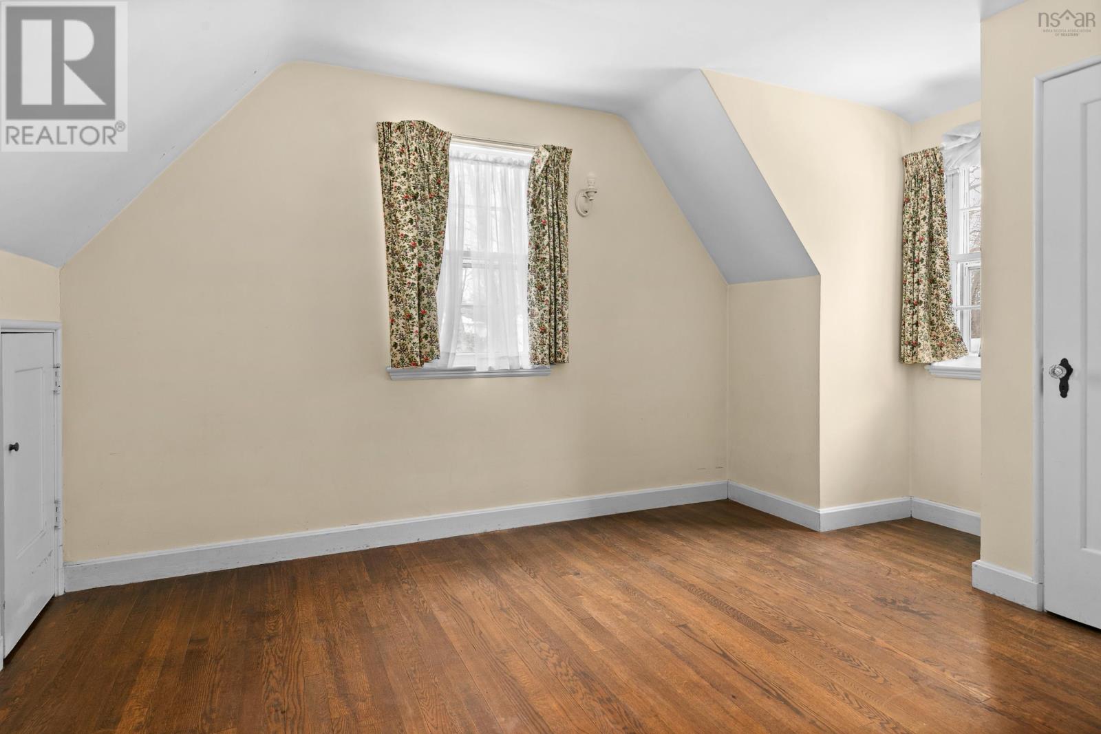 5661 Ogilvie Street, Halifax, Nova Scotia  B3H 1B8 - Photo 29 - 202603644