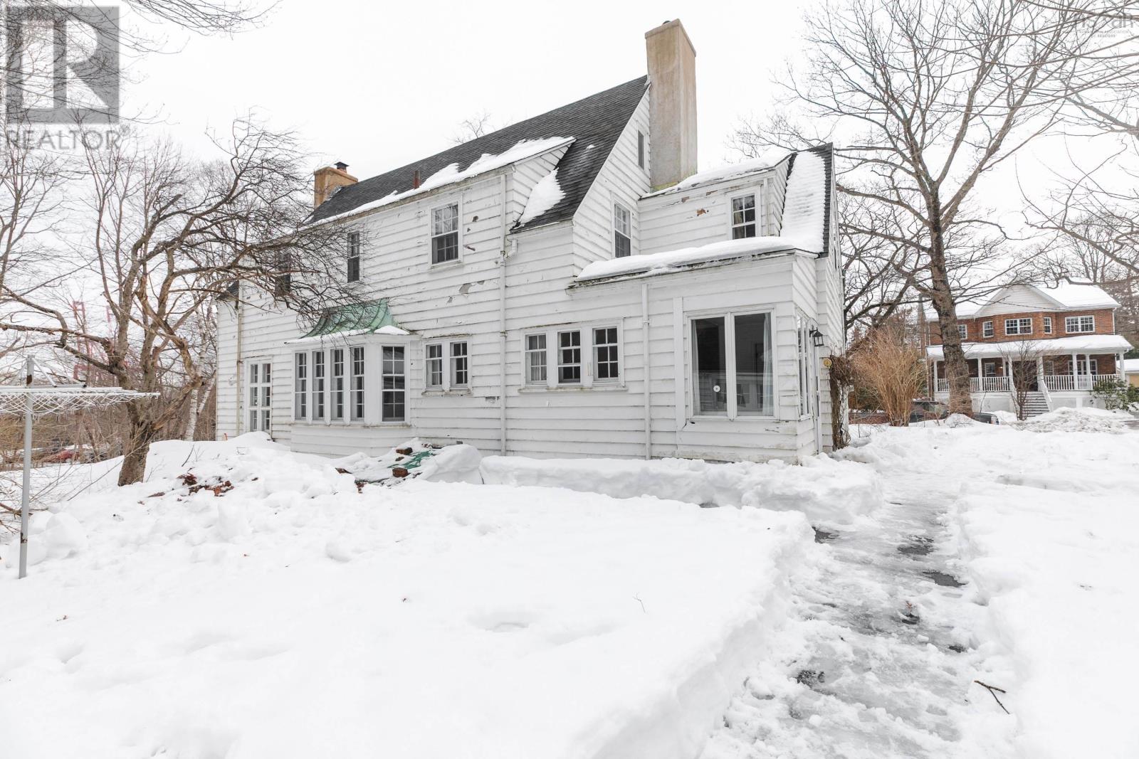5661 Ogilvie Street, Halifax, Nova Scotia  B3H 1B8 - Photo 35 - 202603644