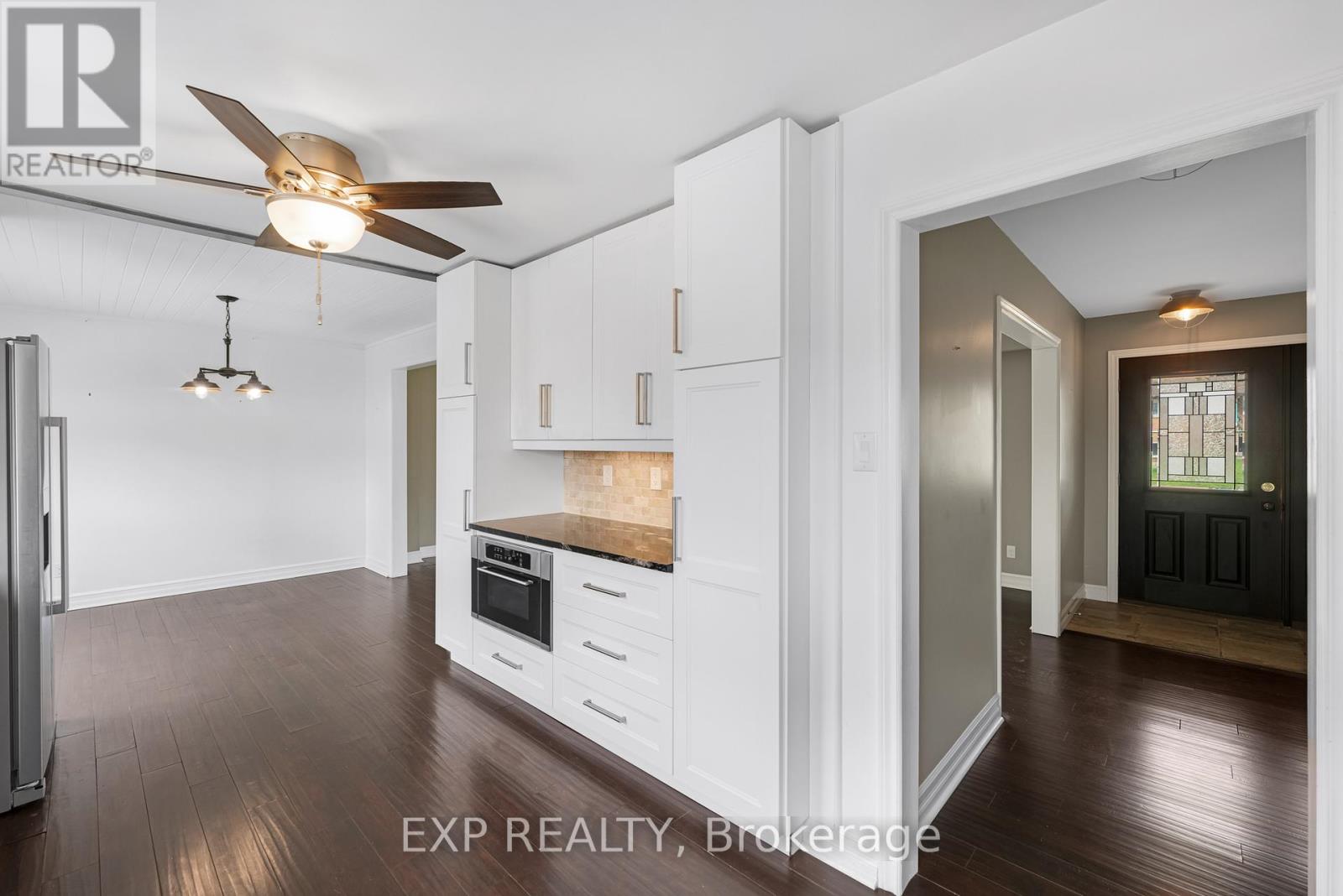 11 Bellevue Crescent, Barrie, Ontario  L4M 2S9 - Photo 12 - S13077188