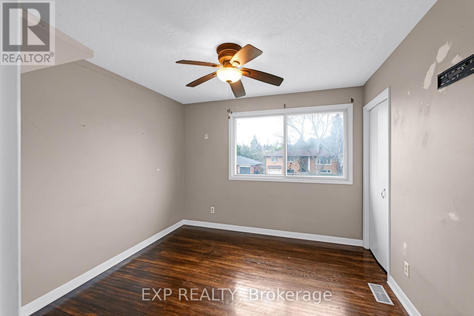 11 Bellevue Crescent, Barrie, Ontario  L4M 2S9 - Photo 24 - S13077188