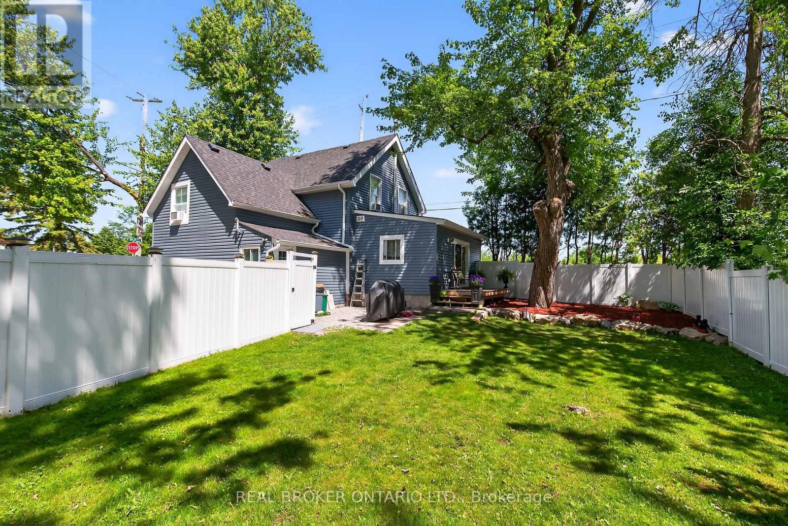 151 Atherley Road, Orillia, Ontario  L3V 1N5 - Photo 34 - S13077190