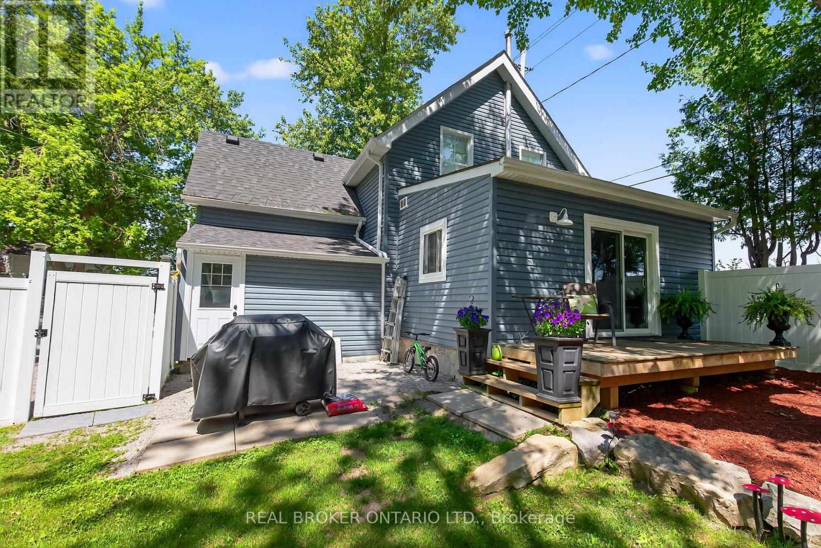 151 Atherley Road, Orillia, Ontario  L3V 1N5 - Photo 35 - S13077190
