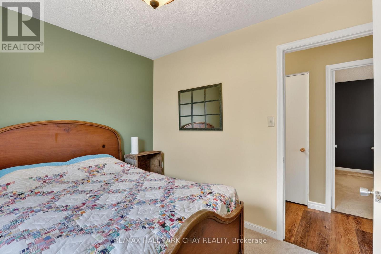 20 Ford Street, Barrie, Ontario  L4N 5X2 - Photo 12 - S13077286