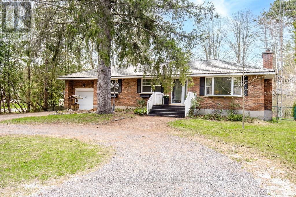 12 Alexander Street, Springwater, Ontario  L9X 0W1 - Photo 2 - S13077432