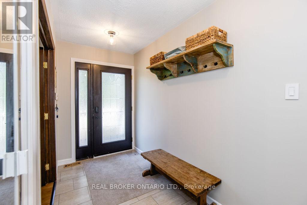 12 Alexander Street, Springwater, Ontario  L9X 0W1 - Photo 3 - S13077432