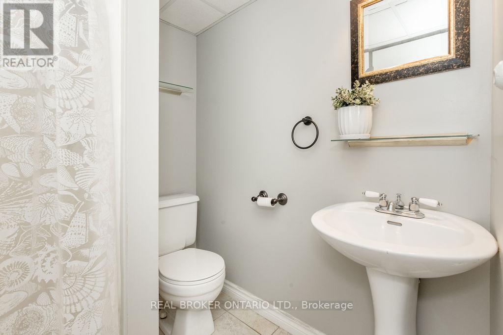 12 Alexander Street, Springwater, Ontario  L9X 0W1 - Photo 37 - S13077432