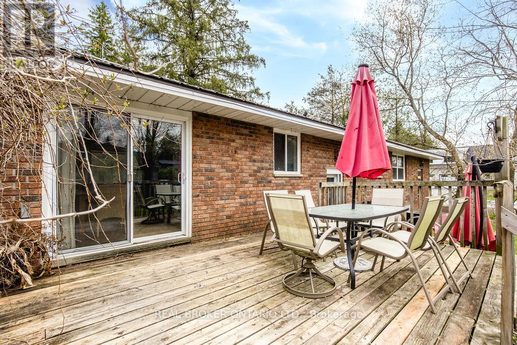 12 Alexander Street, Springwater, Ontario  L9X 0W1 - Photo 40 - S13077432