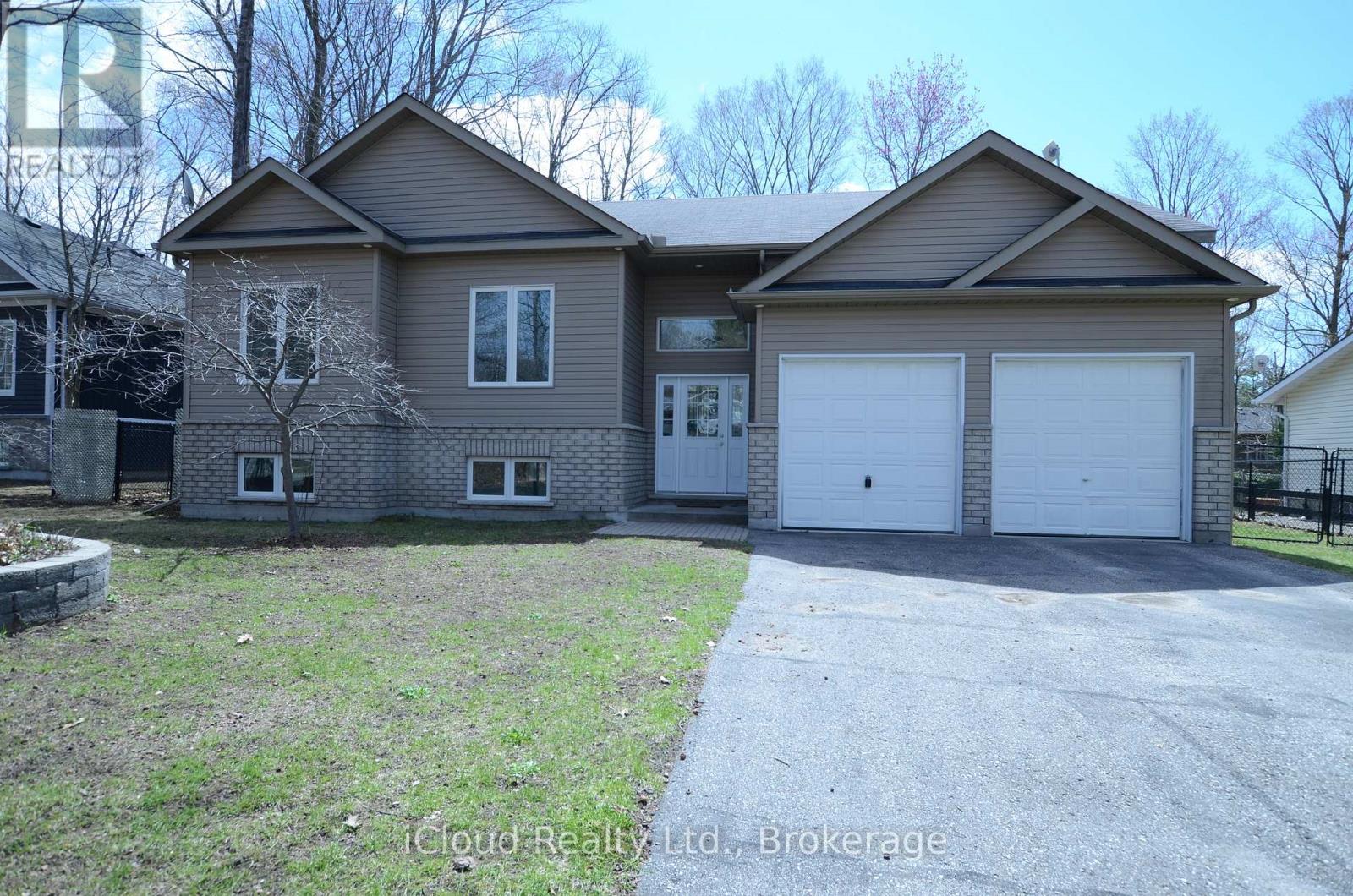 25 Rue Vanier, Tiny, Ontario  L9M 0J2 - Photo 1 - S13077452