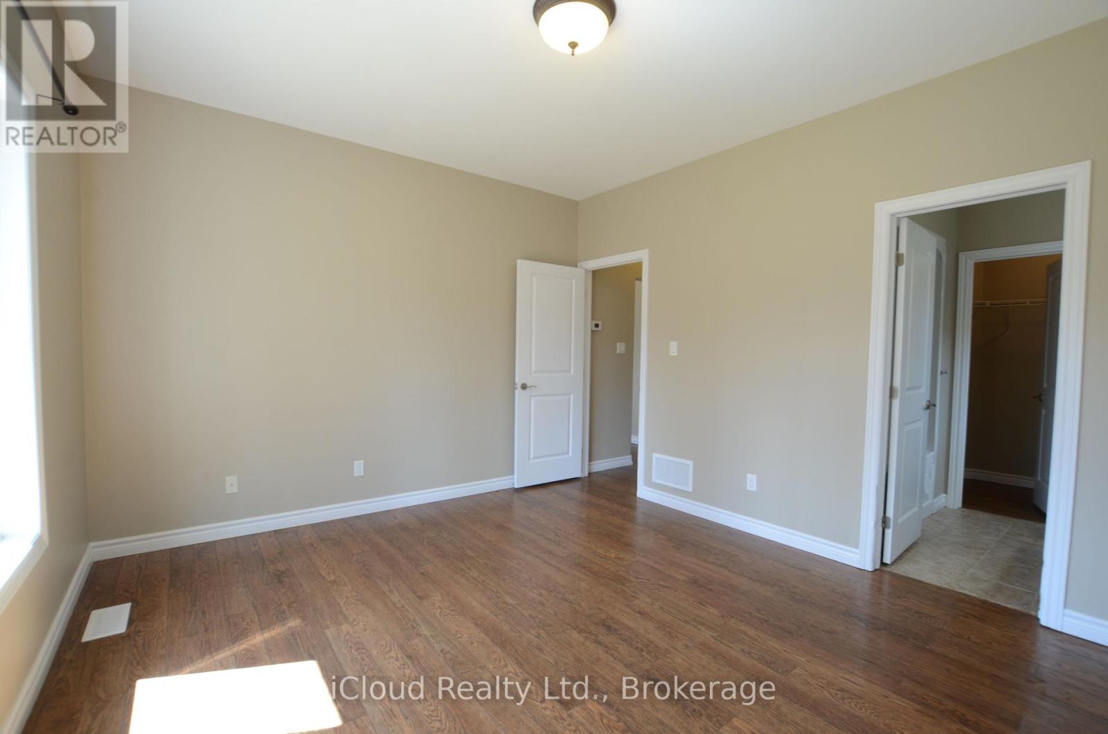25 Rue Vanier, Tiny, Ontario  L9M 0J2 - Photo 24 - S13077452