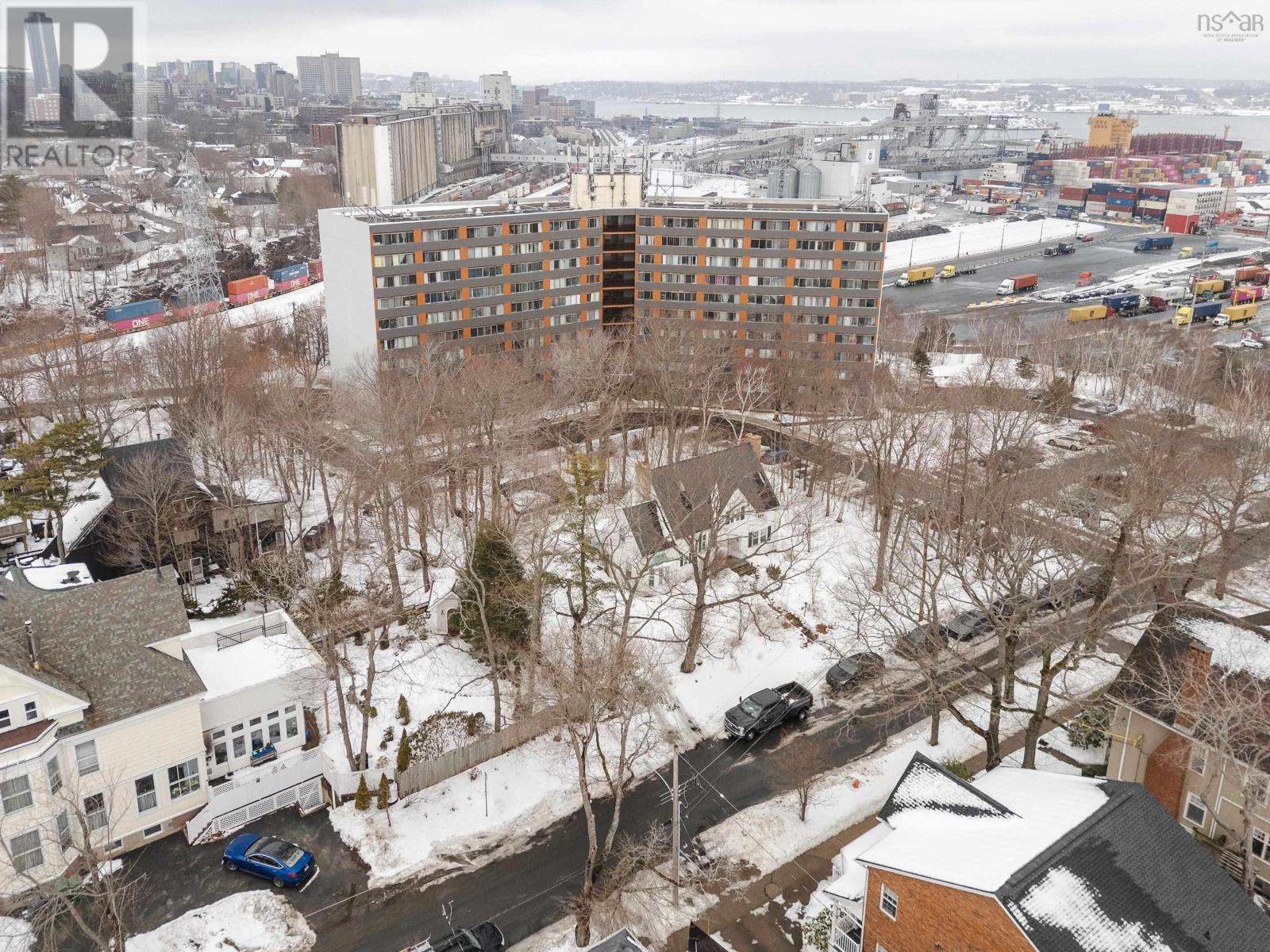 5661 Ogilvie Street, Halifax, Nova Scotia  B3H 1B8 - Photo 8 - 202603644