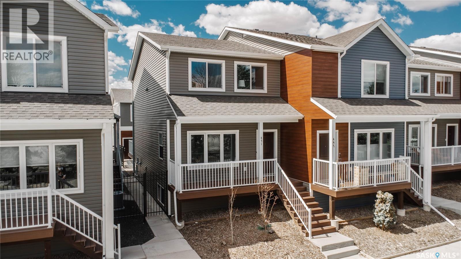 451 L AVENUE S, saskatoon, Saskatchewan