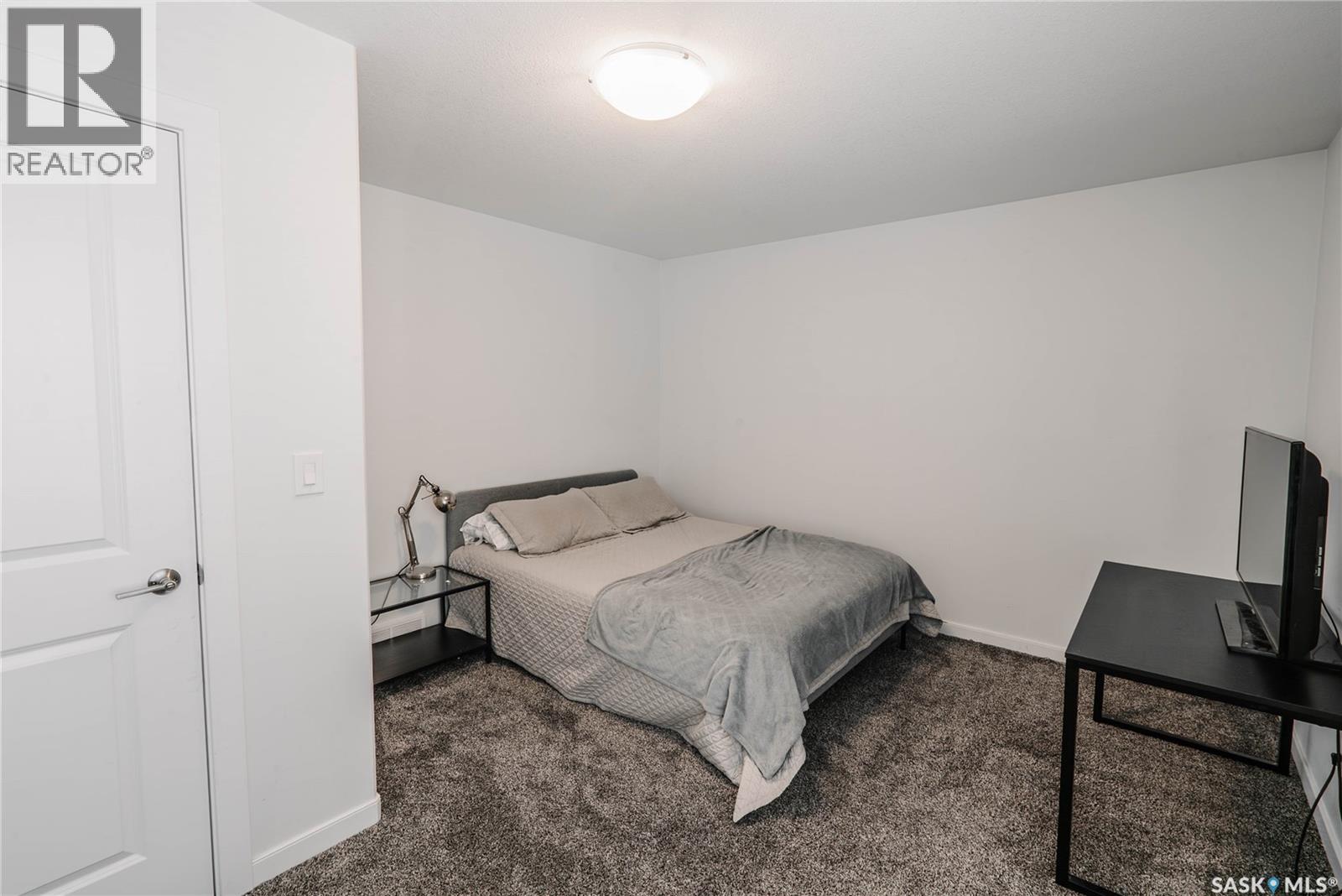451 L Avenue S, Saskatoon, Saskatchewan  S7M 5Y6 - Photo 10 - SK034740