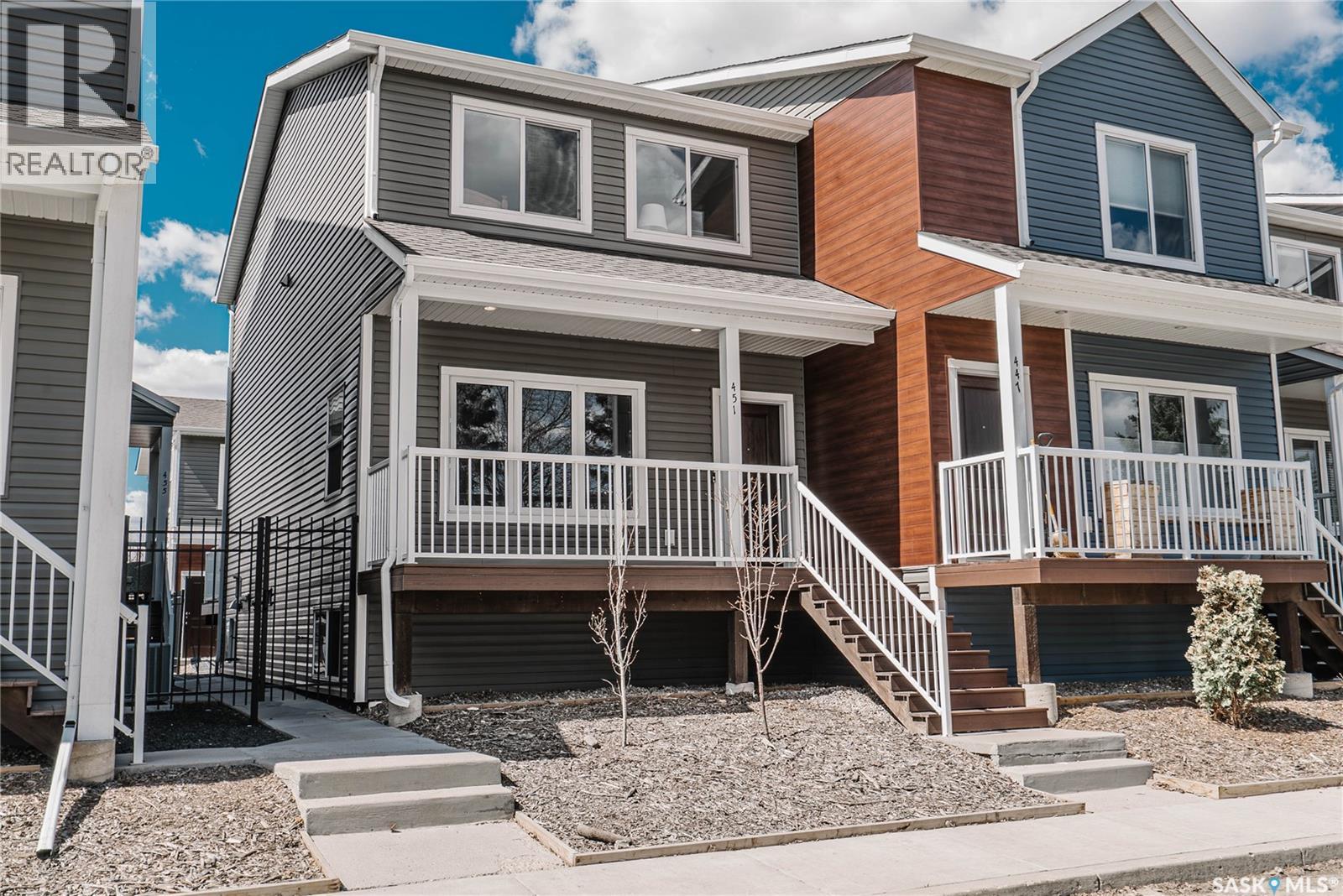451 L Avenue S, Saskatoon, Saskatchewan  S7M 5Y6 - Photo 3 - SK034740