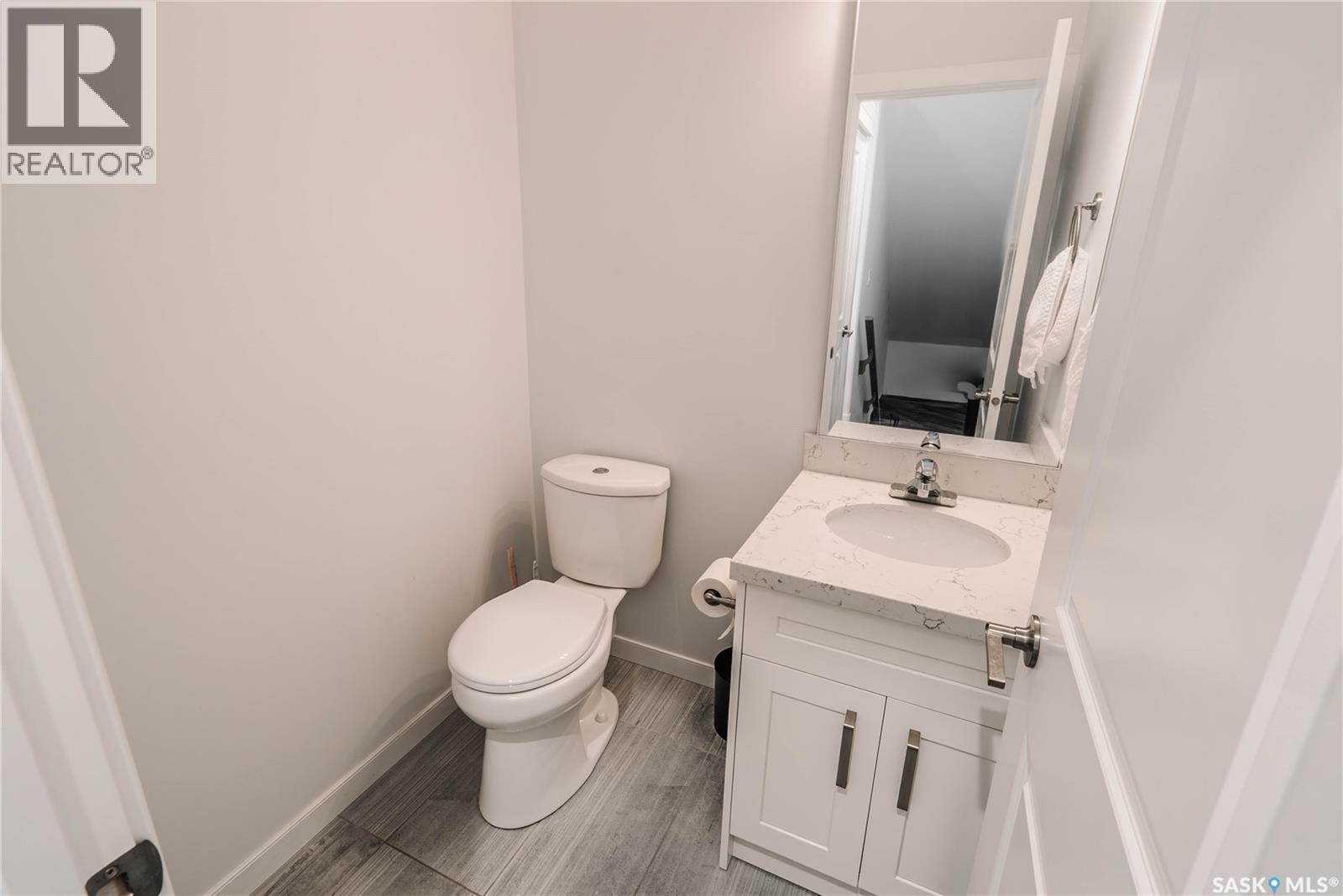 451 L Avenue S, Saskatoon, Saskatchewan  S7M 5Y6 - Photo 9 - SK034740
