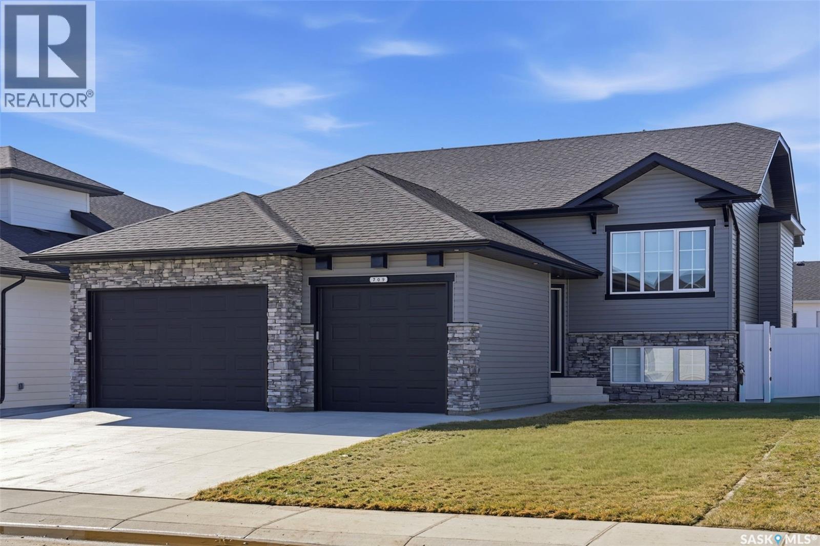 709 Sarazen Drive, Warman, Saskatchewan  S0K 4S4 - Photo 30 - SK034733