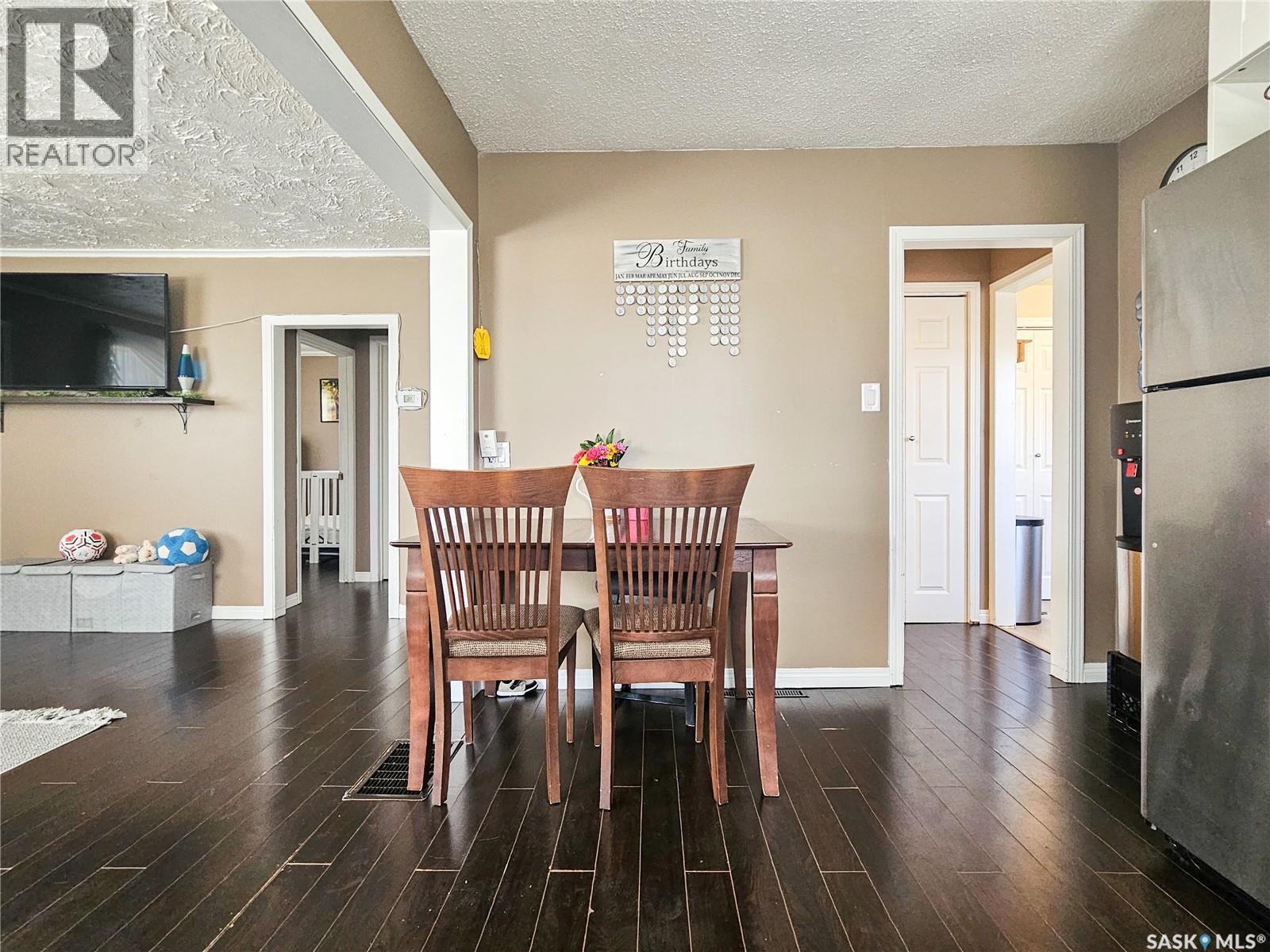 207 7th Avenue W, Rosetown, Saskatchewan  S0L 2V0 - Photo 16 - SK034700