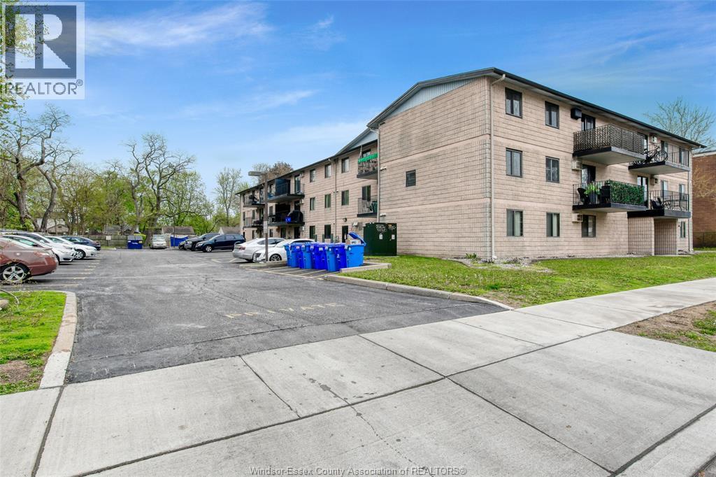 3355 Sandwich Unit# 102, Windsor, Ontario  N9C 1B2 - Photo 25 - 26009927