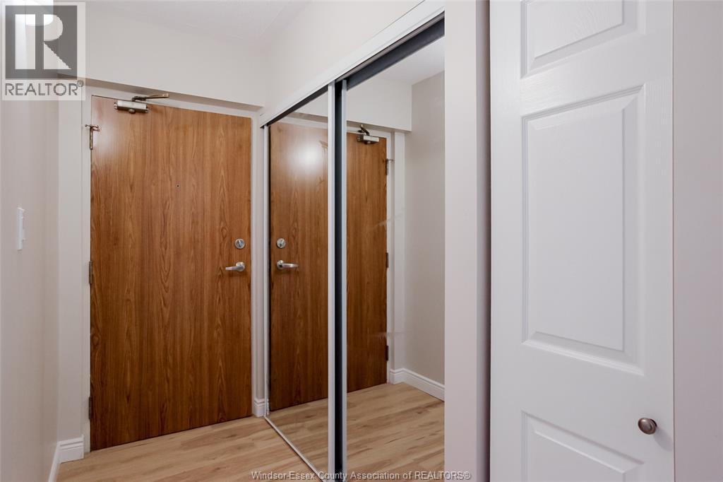3355 Sandwich Unit# 102, Windsor, Ontario  N9C 1B2 - Photo 3 - 26009927