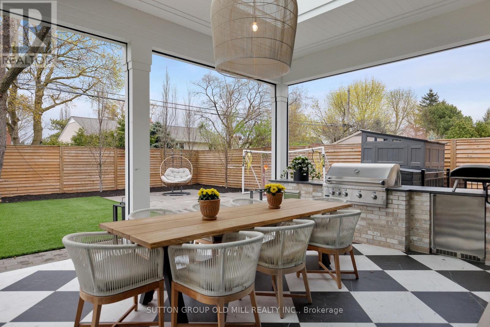 18 Blair Athol Crescent, Toronto, Ontario  M9A 1X5 - Photo 36 - W13077086