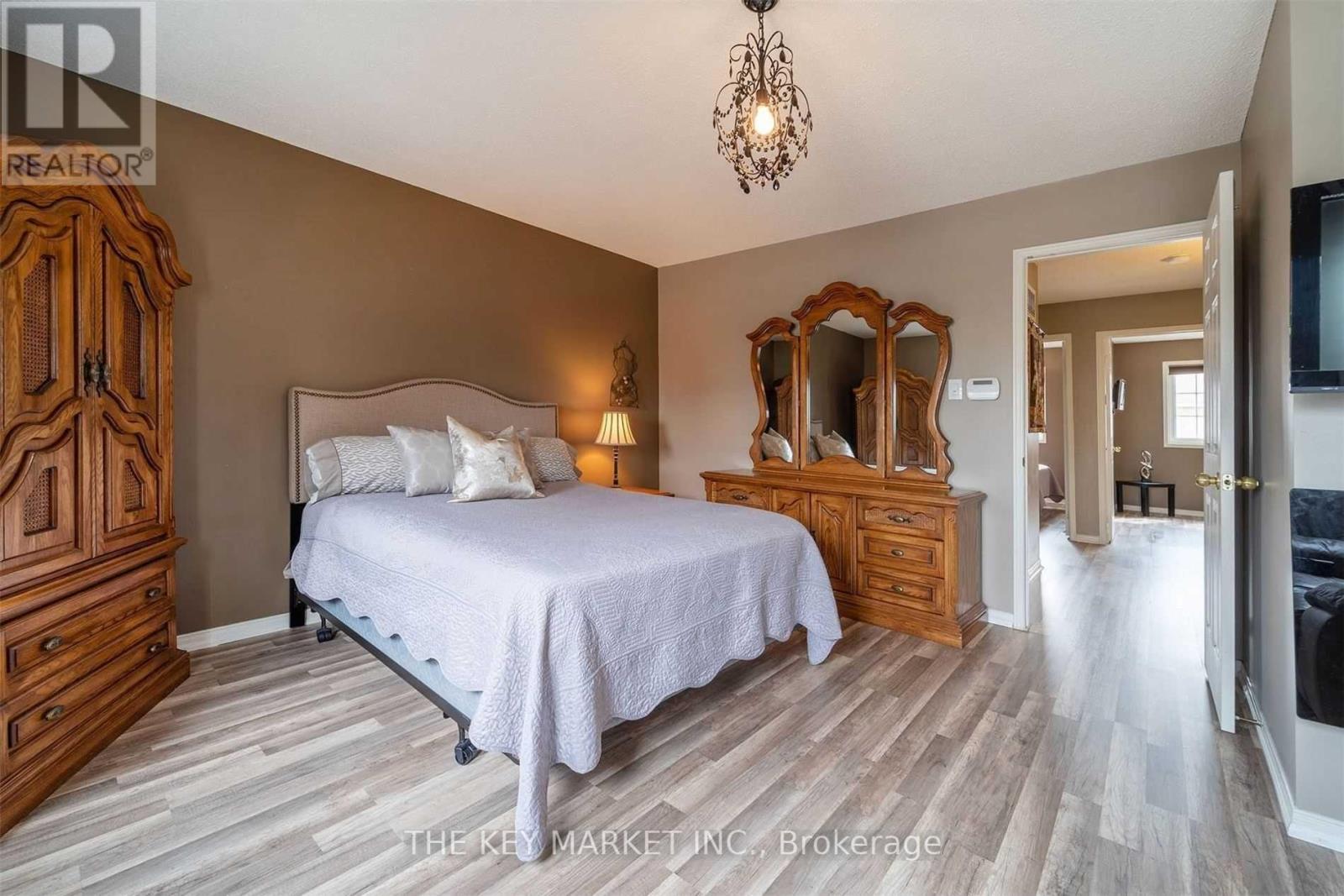 16 - 2350 Britannia Road W, Mississauga, Ontario  L5M 6A7 - Photo 16 - W13077110