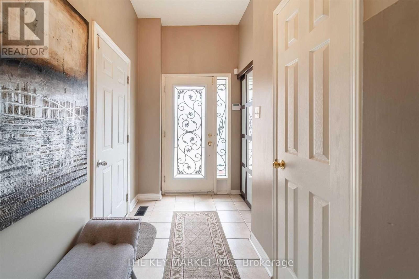 16 - 2350 Britannia Road W, Mississauga, Ontario  L5M 6A7 - Photo 3 - W13077110