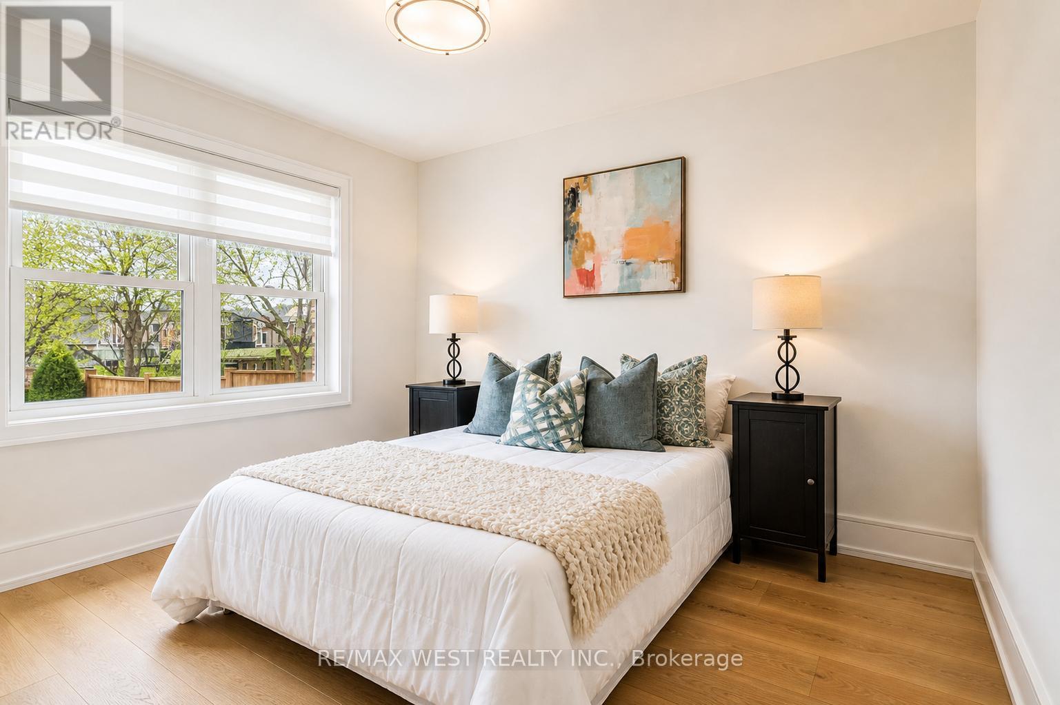 48 Lloyd Manor Road, Toronto, Ontario  M9B 5H7 - Photo 15 - W13077126