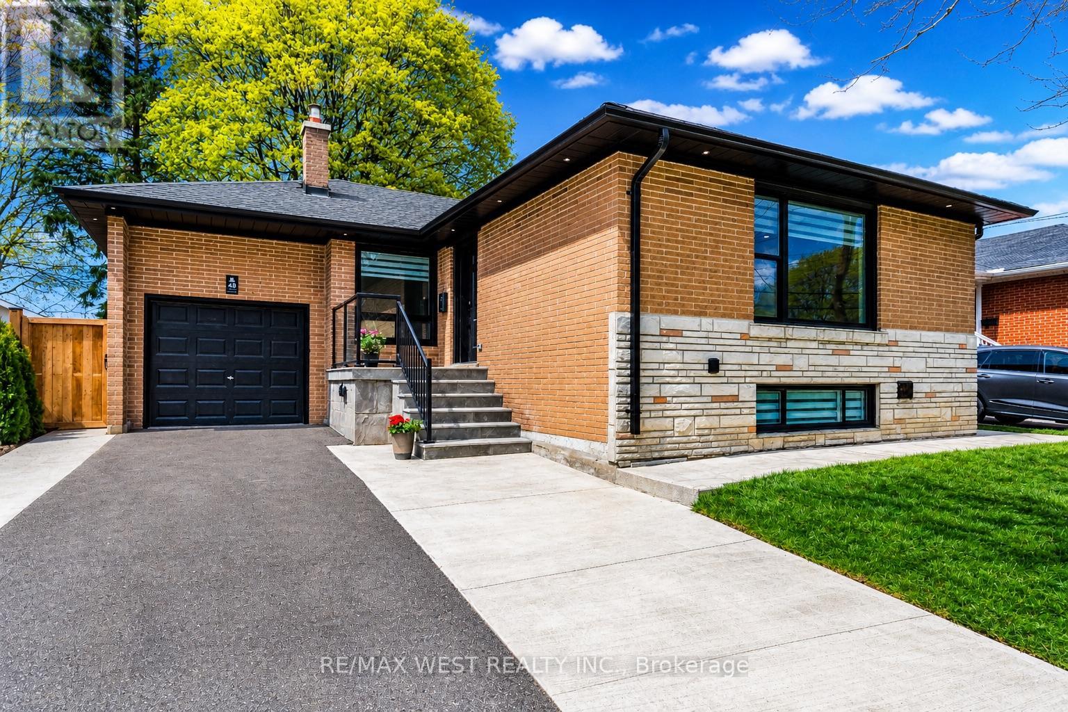 48 Lloyd Manor Road, Toronto, Ontario  M9B 5H7 - Photo 2 - W13077126