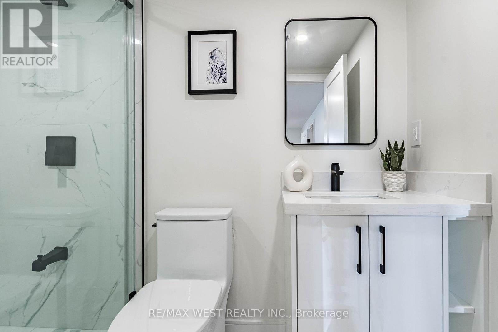 48 Lloyd Manor Road, Toronto, Ontario  M9B 5H7 - Photo 29 - W13077126