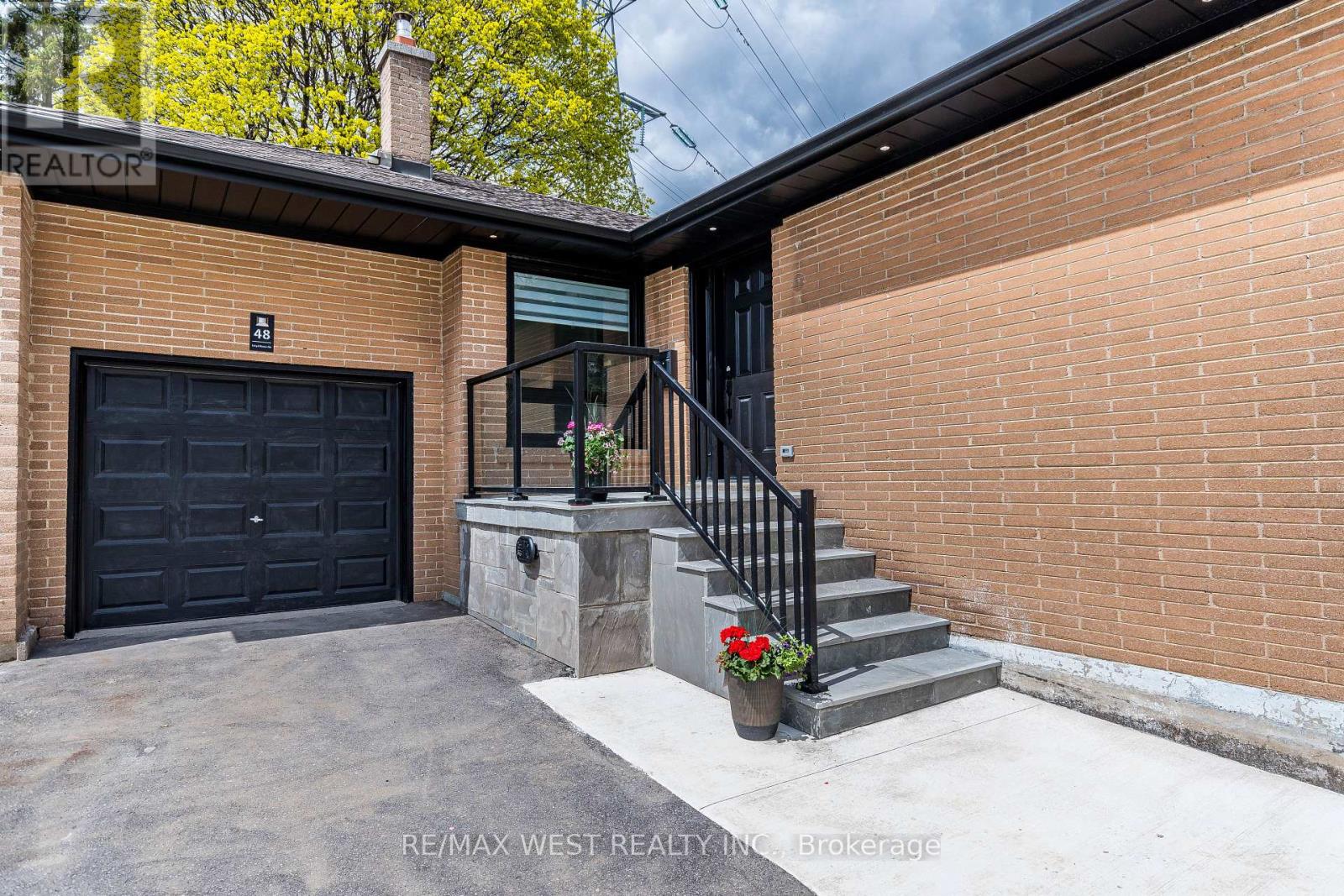 48 Lloyd Manor Road, Toronto, Ontario  M9B 5H7 - Photo 32 - W13077126
