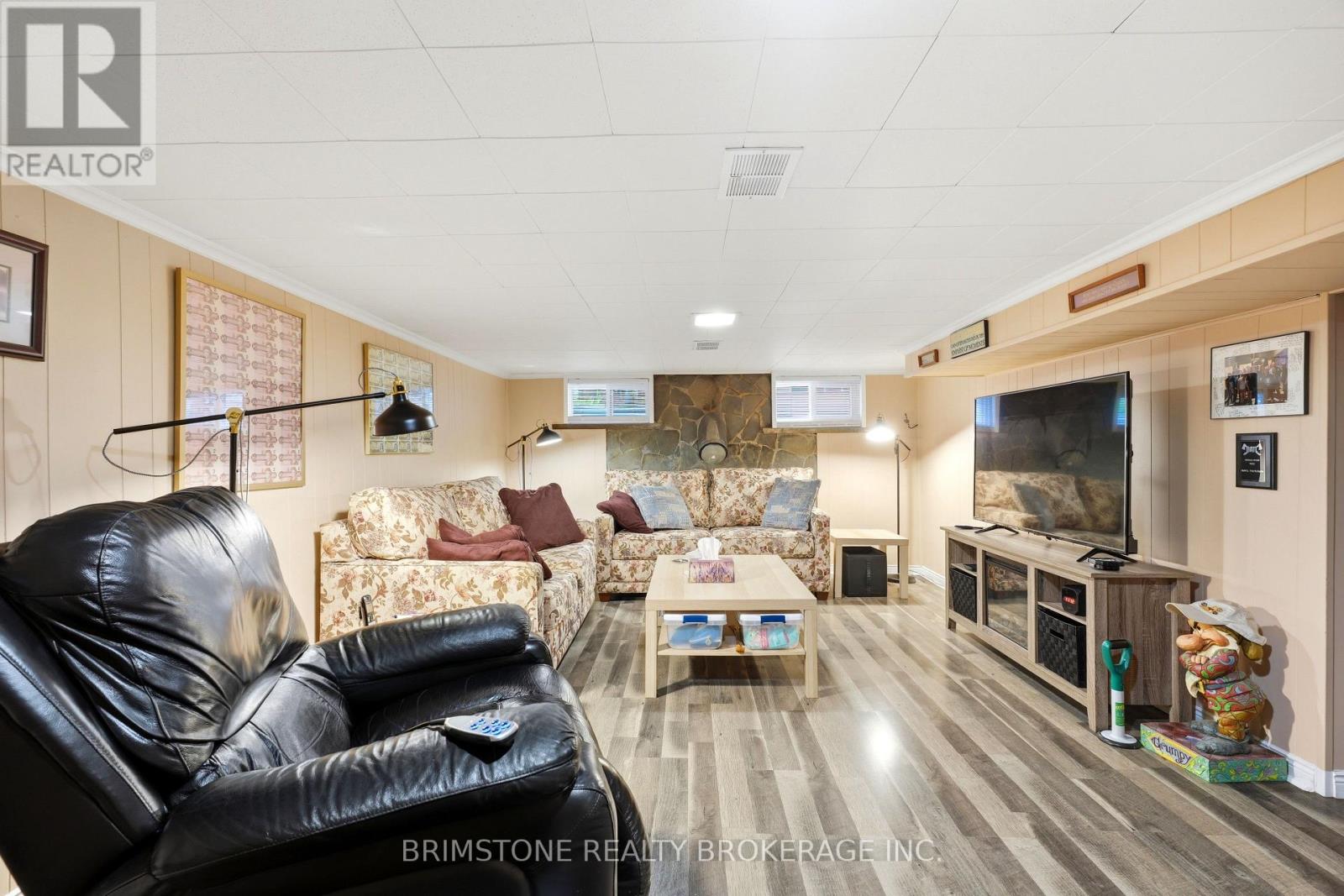 29 Ridge Road, Toronto, Ontario  M3M 1C6 - Photo 17 - W13077182