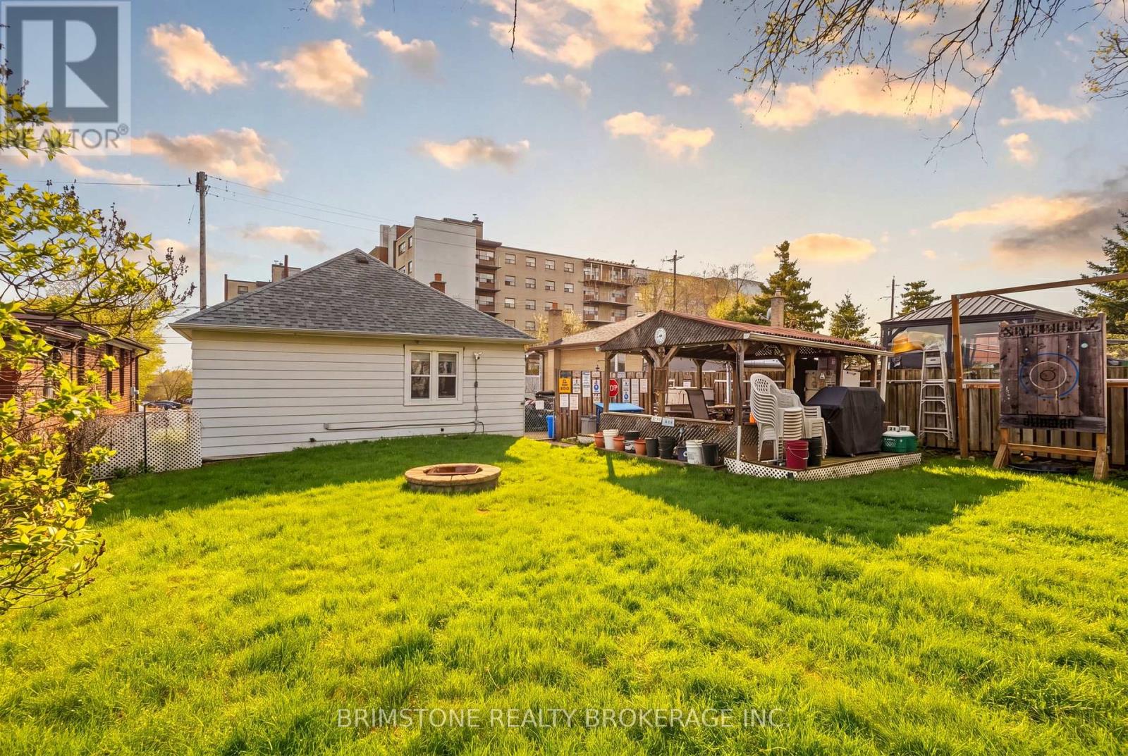 29 Ridge Road, Toronto, Ontario  M3M 1C6 - Photo 23 - W13077182