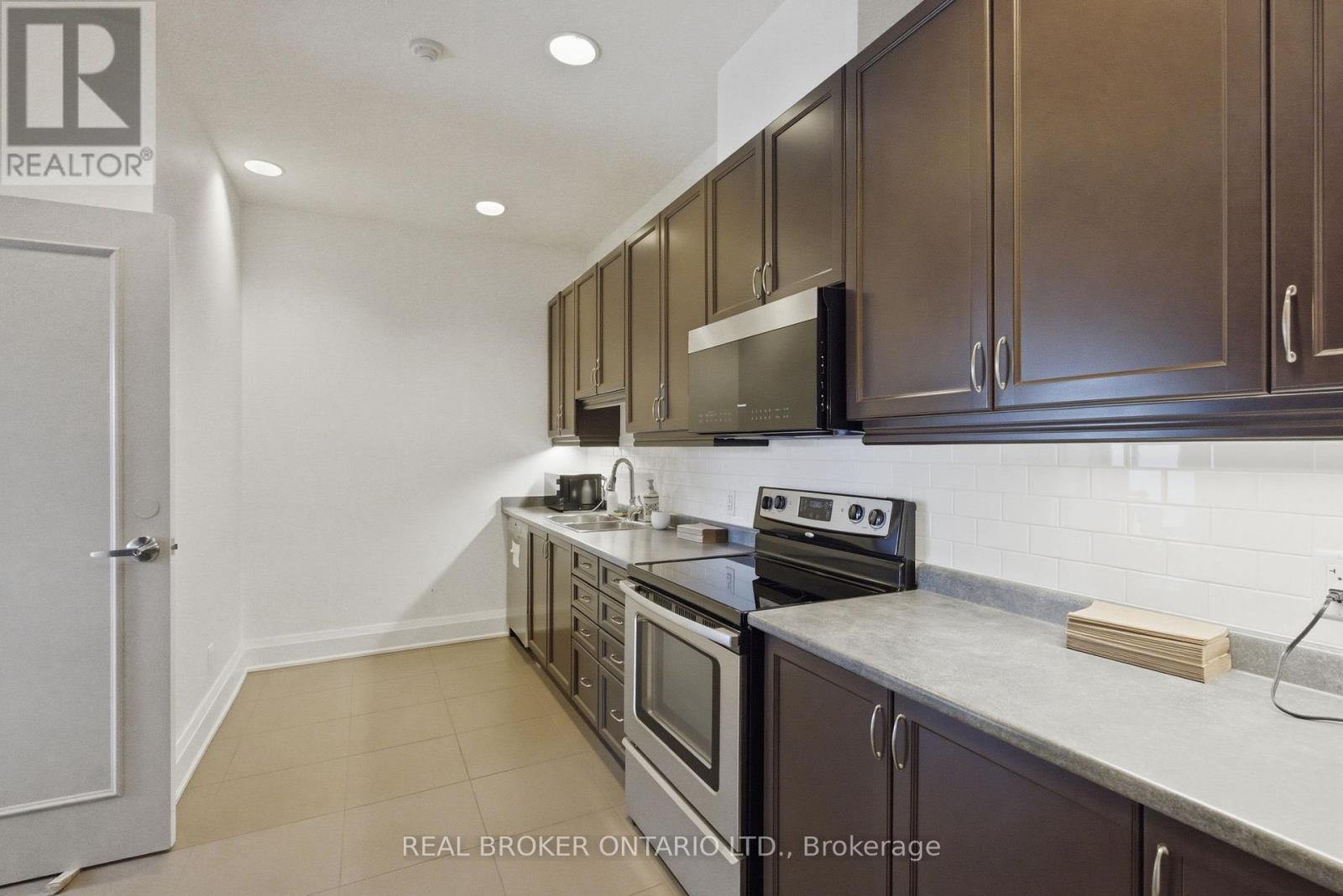 205 - 1135 Royal York Road, Toronto, Ontario  M9A 0C3 - Photo 37 - W13077200