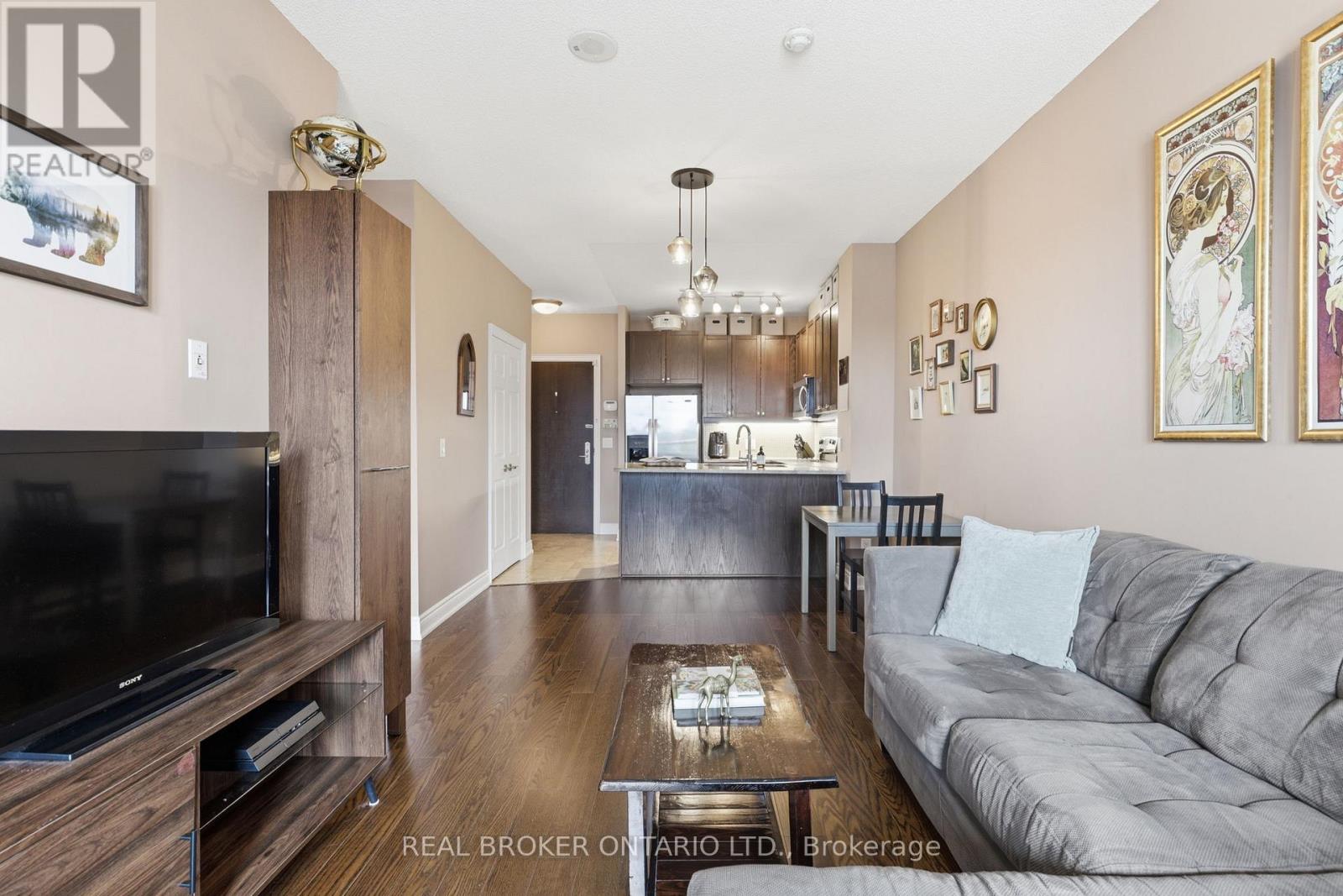 205 - 1135 Royal York Road, Toronto, Ontario  M9A 0C3 - Photo 8 - W13077200