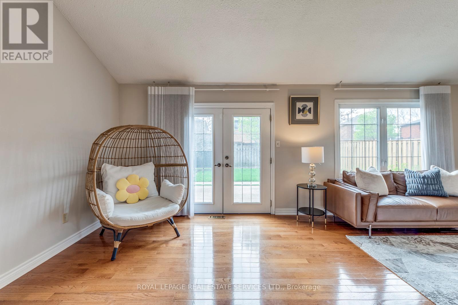 3390 Chartrand Crescent, Mississauga, Ontario  L5L 4C4 - Photo 10 - W13077224